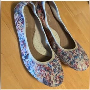 Hush Puppies Women's Colorful Flats